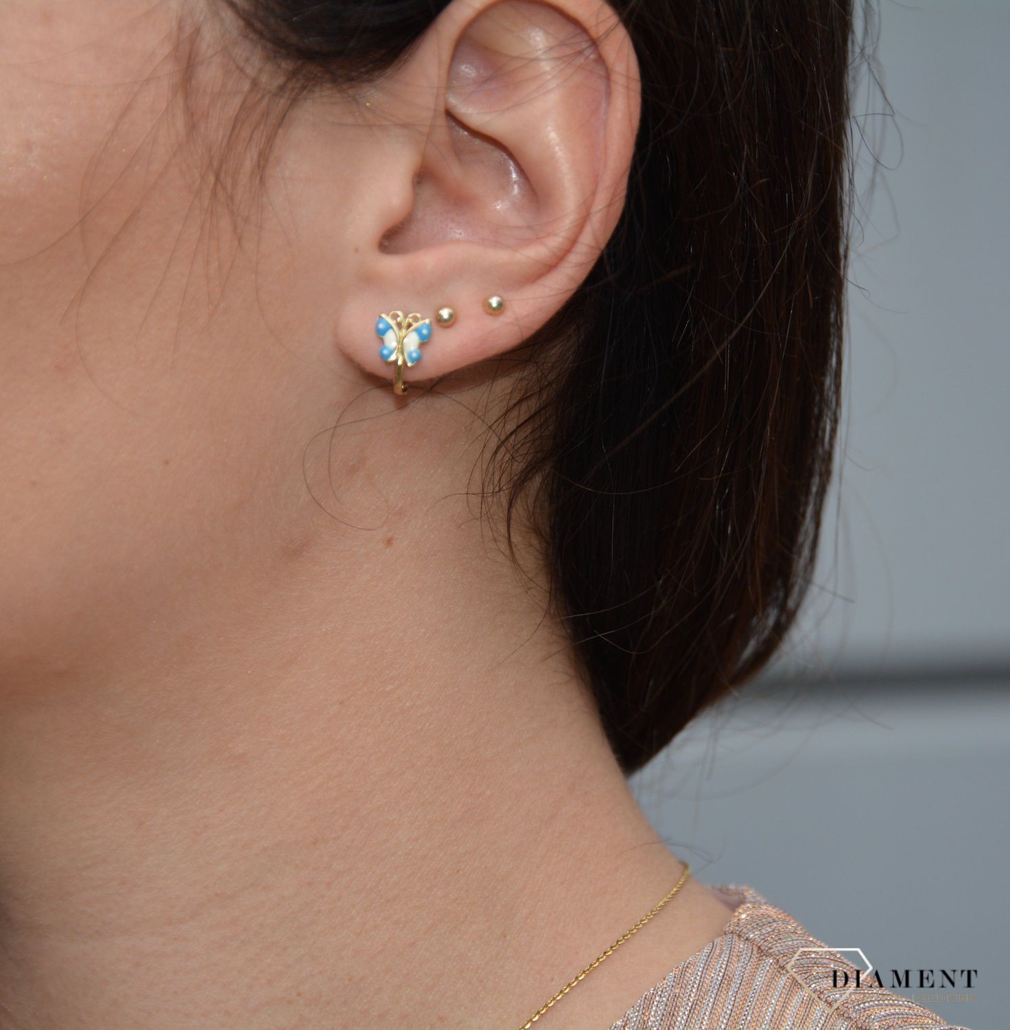 Złote kolczyki 333 niebieskie motylki z emalią.jpg